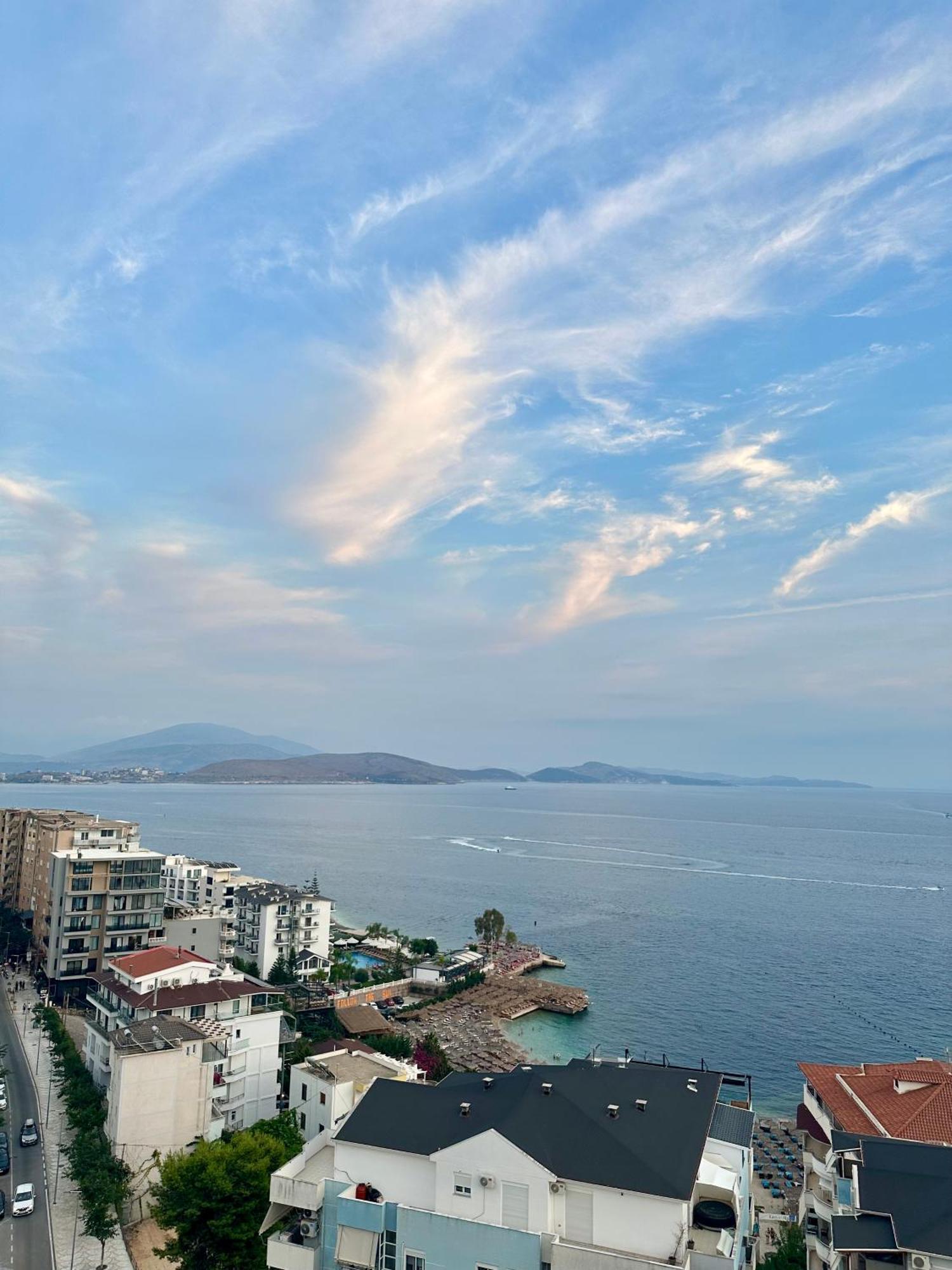 Kay Apartment Saranda Terraces Екстериор снимка