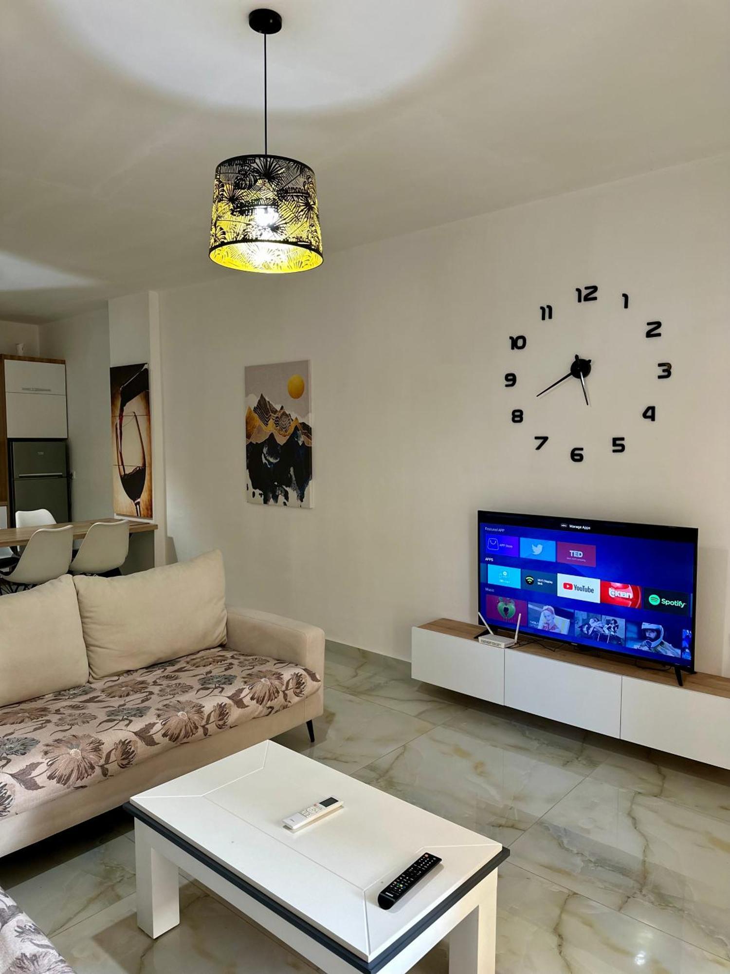 Kay Apartment Saranda Terraces Екстериор снимка