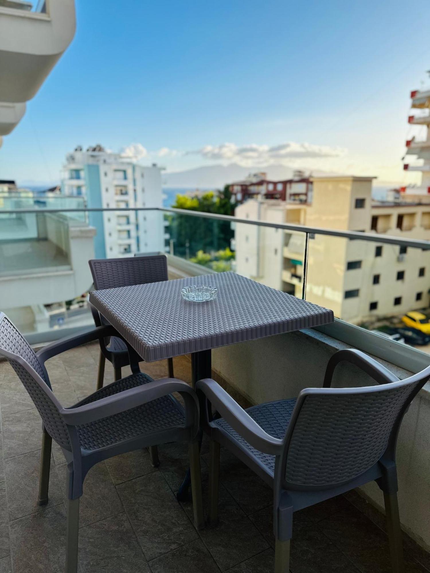 Kay Apartment Saranda Terraces Екстериор снимка