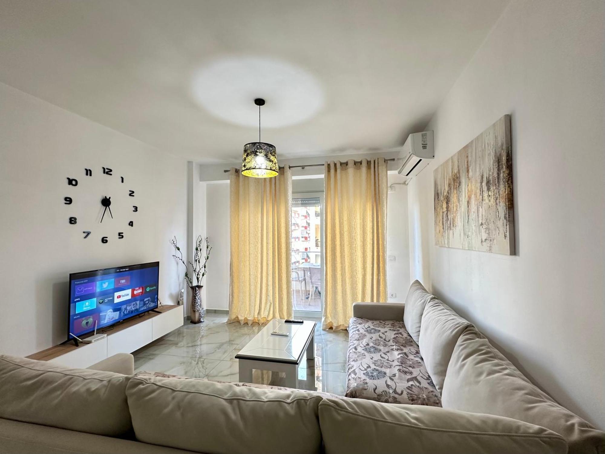 Kay Apartment Saranda Terraces Екстериор снимка
